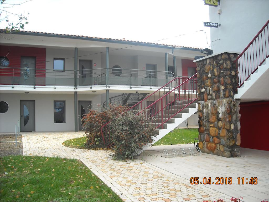 Logis Hotels - Hotel Et Restaurant Le Relais Des Garrigues Grisolles  الغرفة الصورة